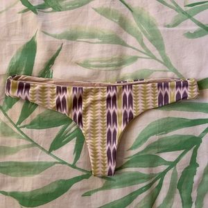 ACACIA SWIM Ho’okipa Bottoms in Arrow, Size S